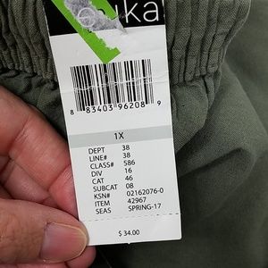 erika capris plus size